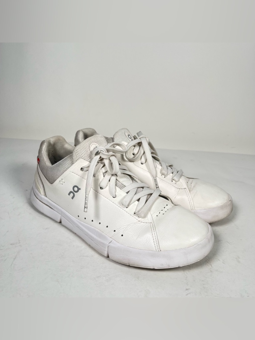 On Cloud On The Roger Advantage Women’s Size 9 CloudTec White 3MF30641200